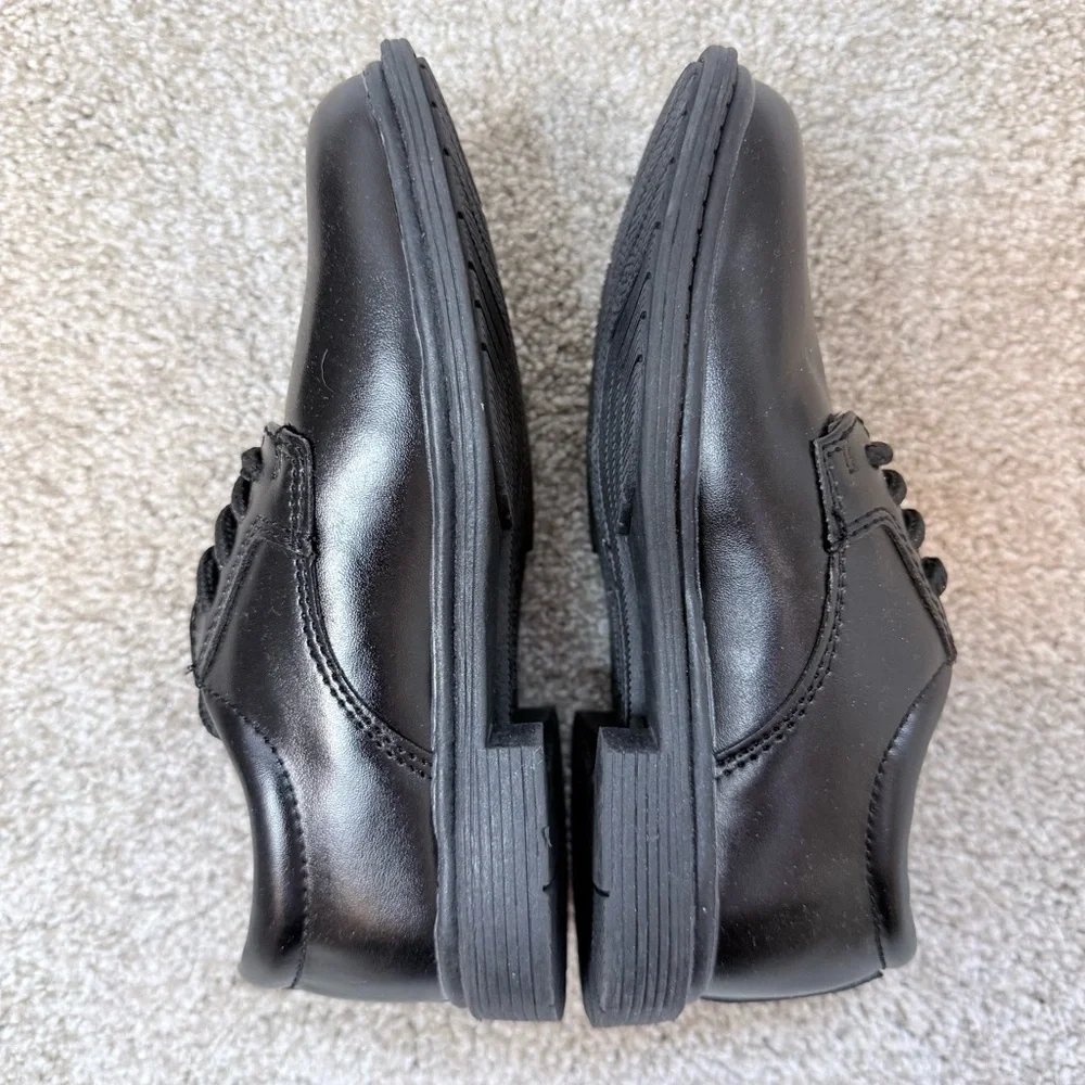 Stacy Adams boys size 9M black lace up dress shoes
